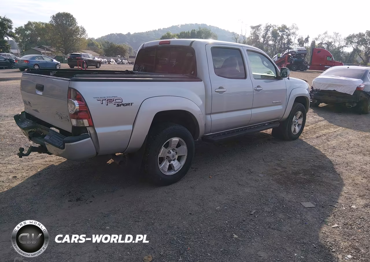 2009 Toyota Tacoma Prerunner V6 VIN:3TMJU62NX9M075125 - 4