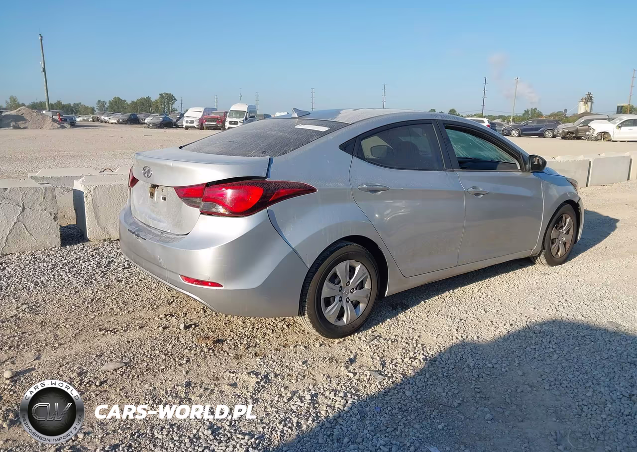 2016 Hyundai Elantra Se VIN:5NPDH4AE9GH751932 - 4