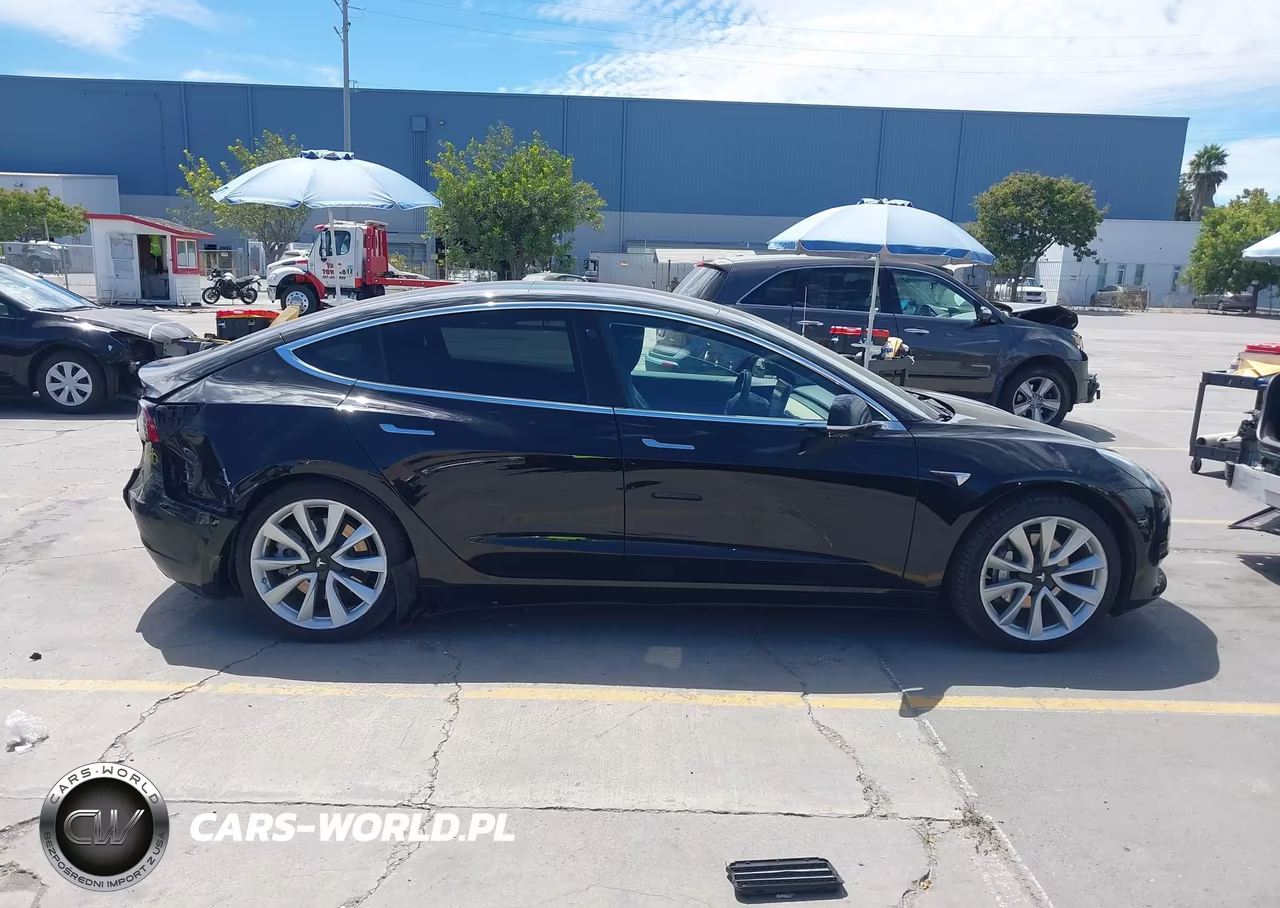 2018 Tesla Model 3 Long Range-Mid Range VIN:5YJ3E1EA3JF023507 - 14