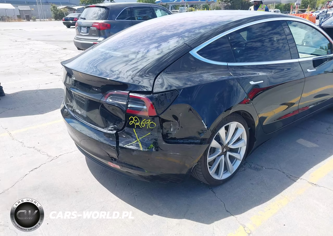 2018 Tesla Model 3 Long Range-Mid Range VIN:5YJ3E1EA3JF023507 - 6