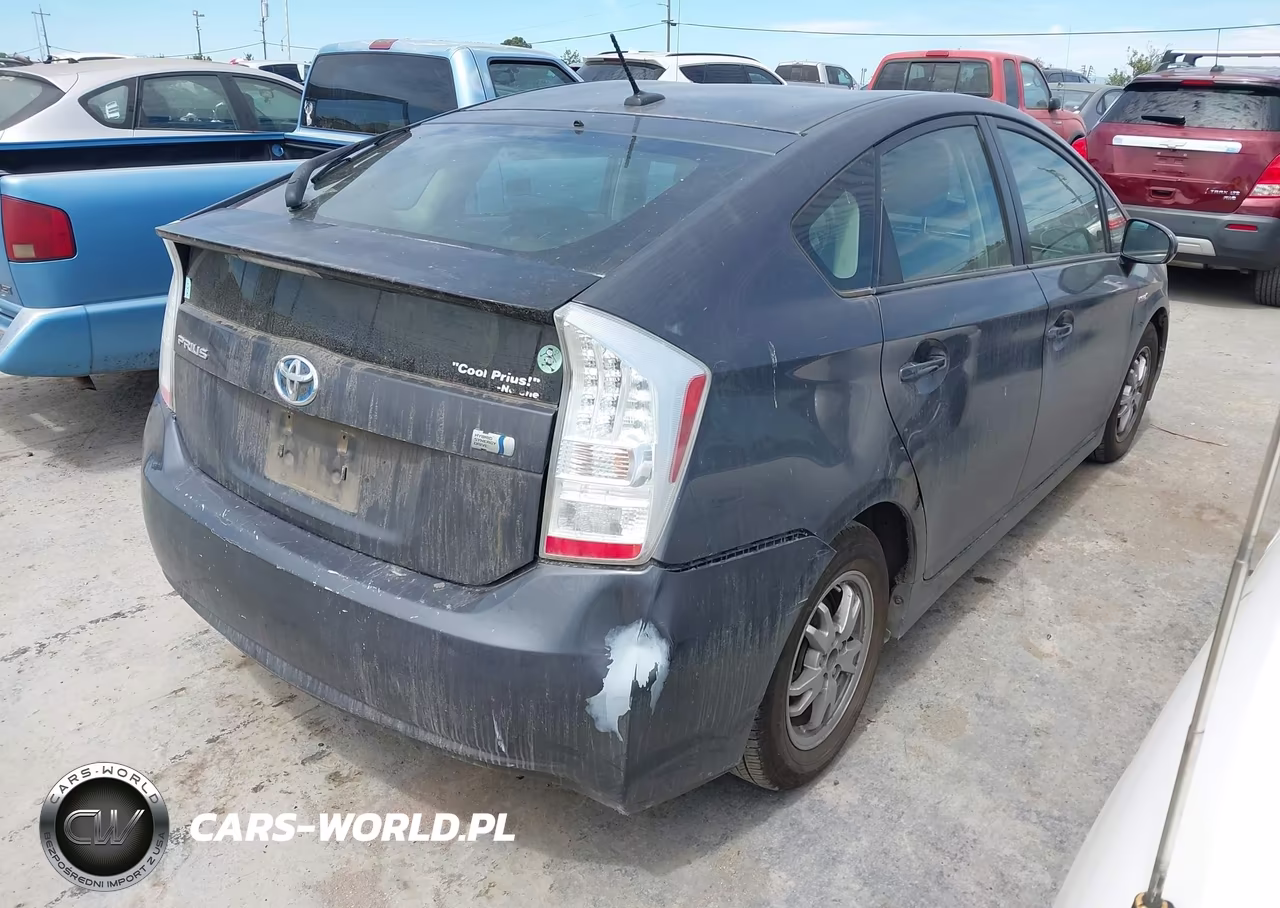 2011 Toyota Prius Two VIN:JTDKN3DU9B5311862 - 4