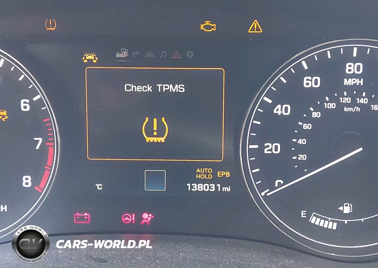 2016 Hyundai Genesis 3.8 VIN:KMHGN4JE7GU106669 - 15