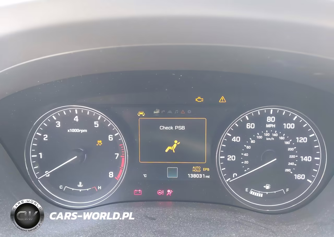 2016 Hyundai Genesis 3.8 VIN:KMHGN4JE7GU106669 - 7