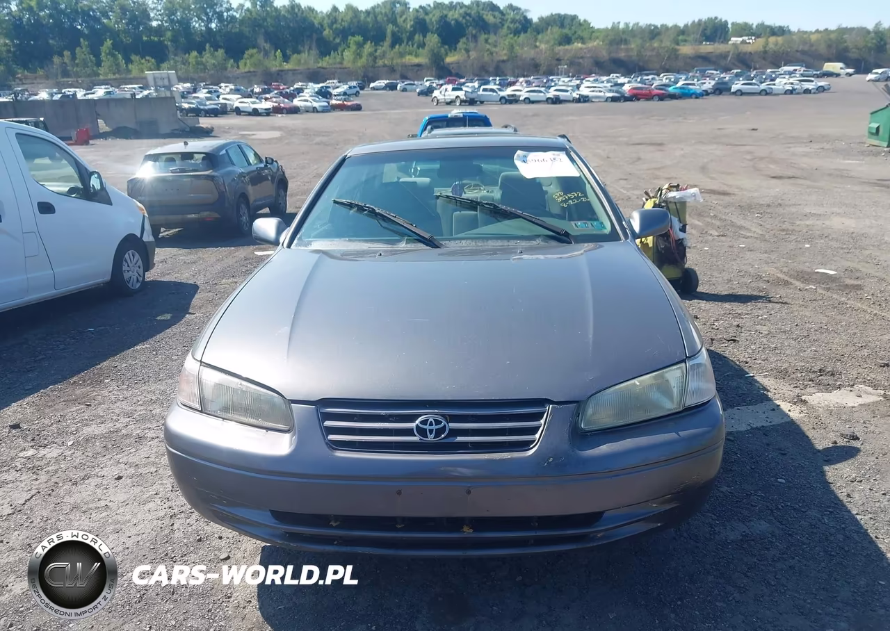 1999 Toyota Camry Le VIN:JT2BG22K1X0278777 - 12