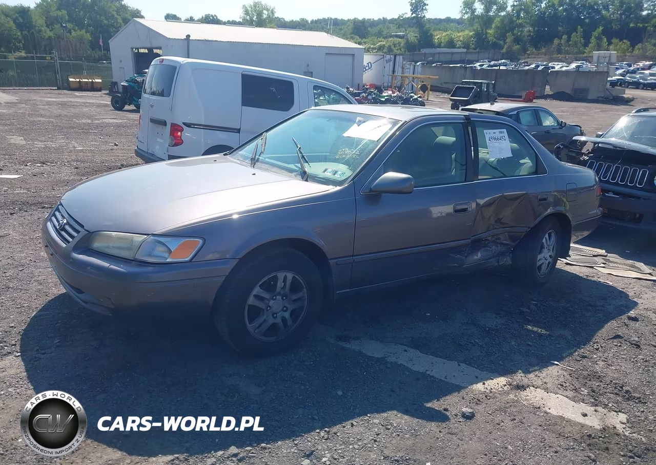 1999 Toyota Camry Le VIN:JT2BG22K1X0278777 - 2