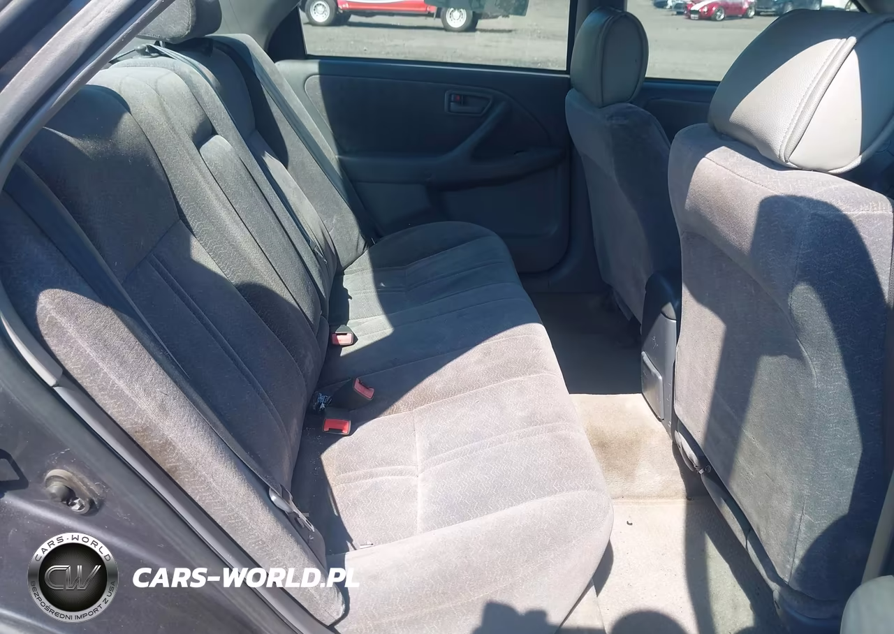 1999 Toyota Camry Le VIN:JT2BG22K1X0278777 - 8