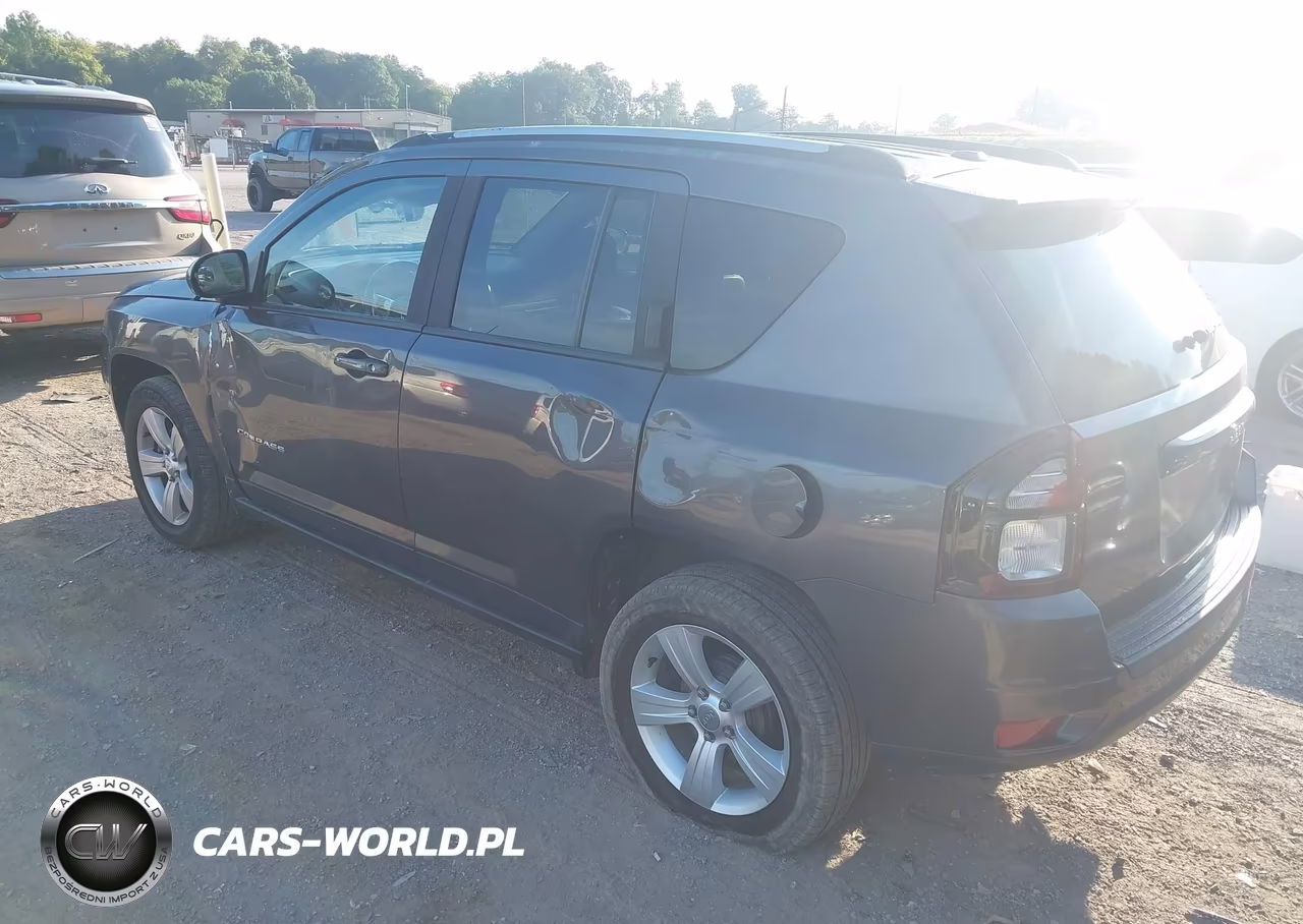 2015 Jeep Compass Latitude VIN:1C4NJCEB9FD361632 - 3