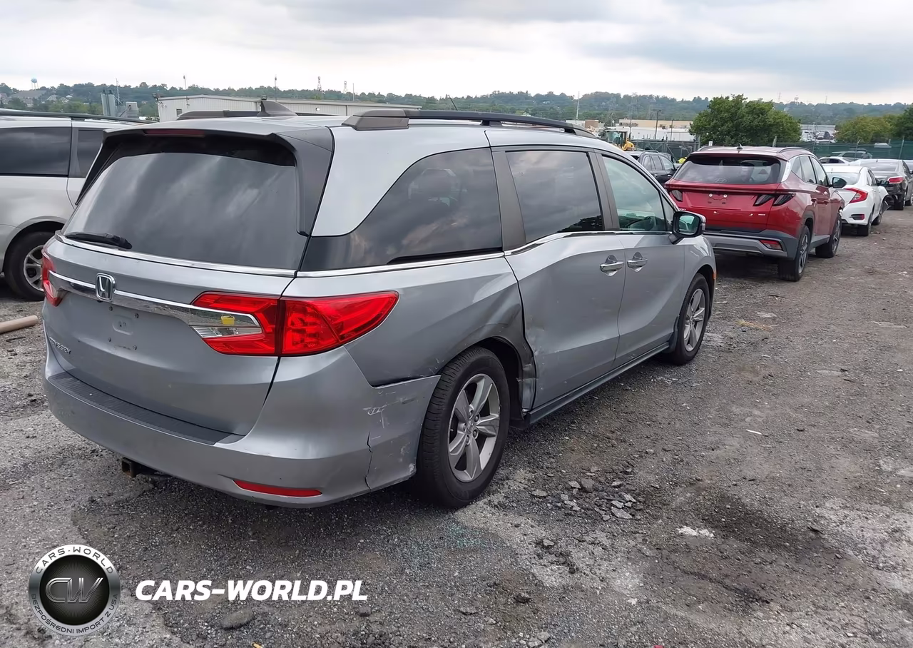 2018 Honda Odyssey Ex-L VIN:5FNRL6H78JB023175 - 4
