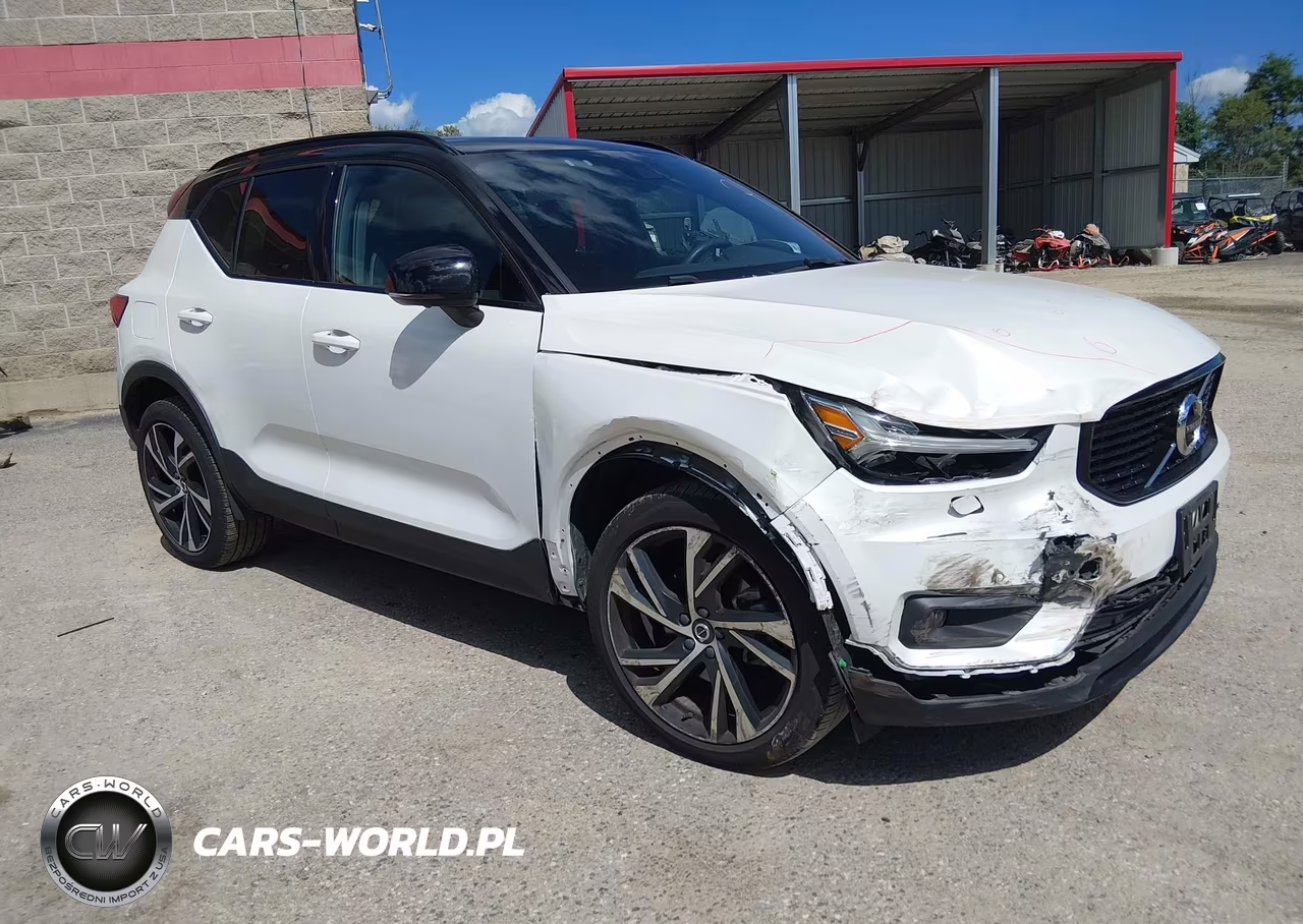 2021 Volvo Xc40 T5 R-Design VIN:YV4162UM5M2611533 - 1