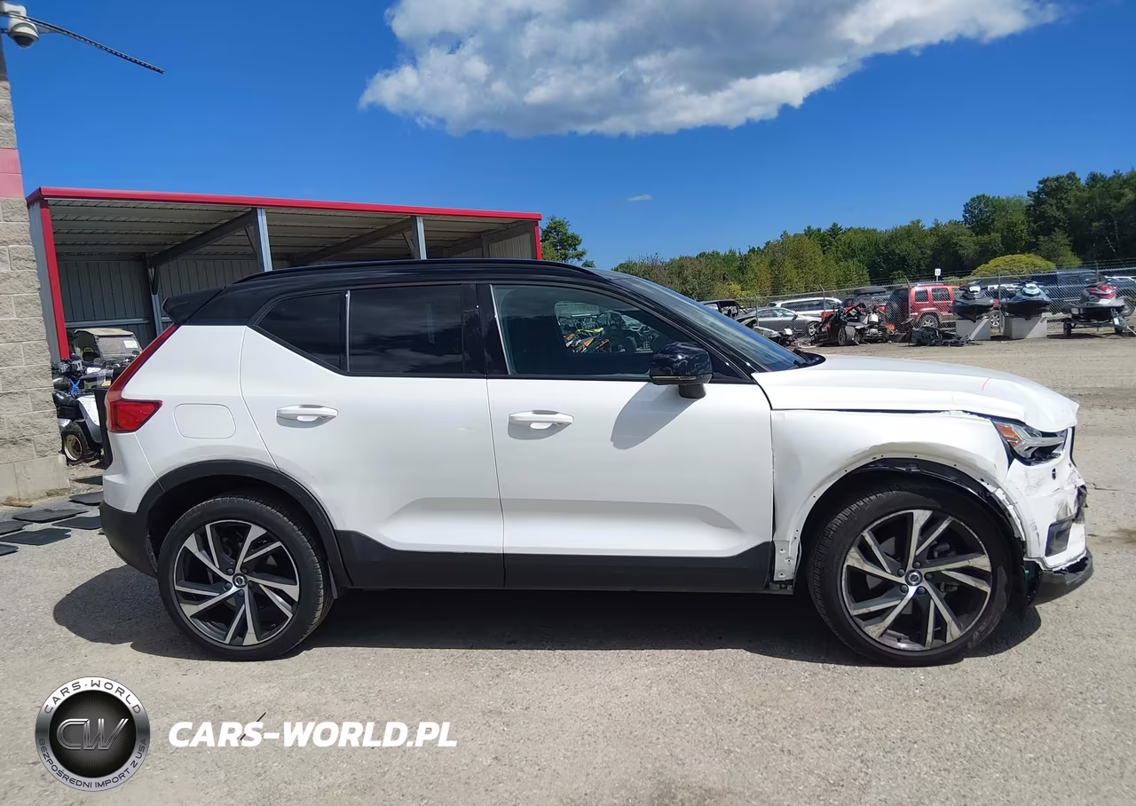 2021 Volvo Xc40 T5 R-Design VIN:YV4162UM5M2611533 - 13