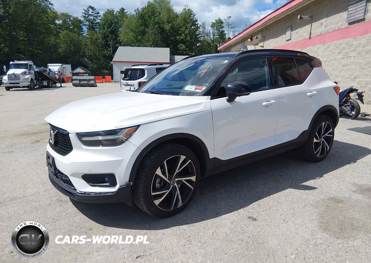 2021 Volvo Xc40 T5 R-Design VIN:YV4162UM5M2611533 - 2