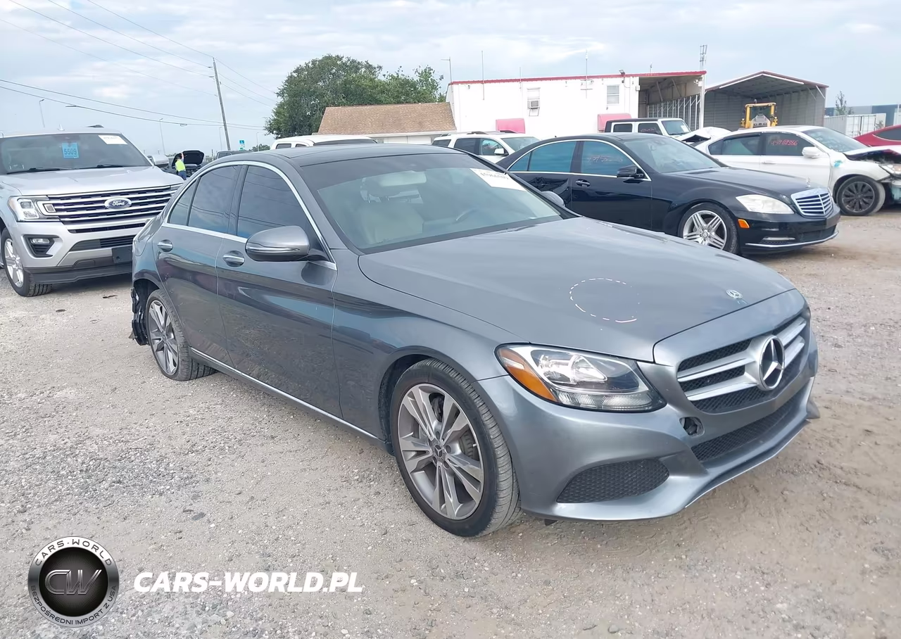 2018 Mercedes-Benz C 300 – zdjęcie 1 z 16