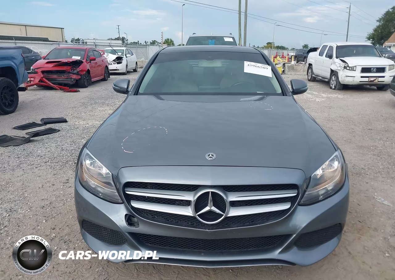 2018 Mercedes-Benz C 300 VIN:55SWF4JB0JU247830 - 12