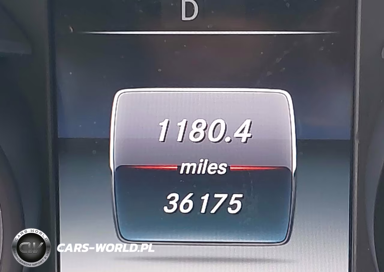 2018 Mercedes-Benz C 300 VIN:55SWF4JB0JU247830 - 15