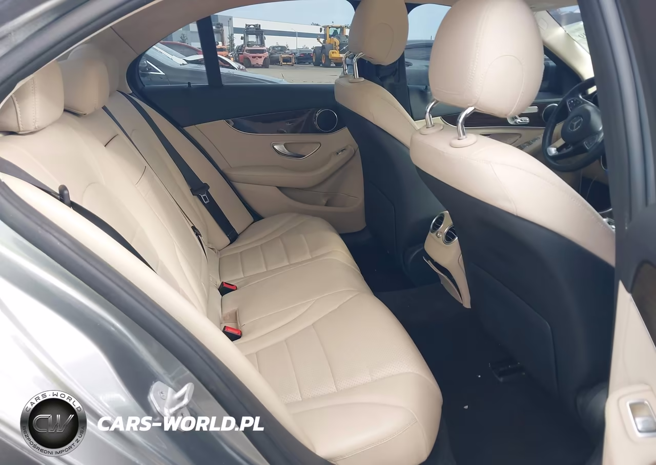 2018 Mercedes-Benz C 300 VIN:55SWF4JB0JU247830 - 8