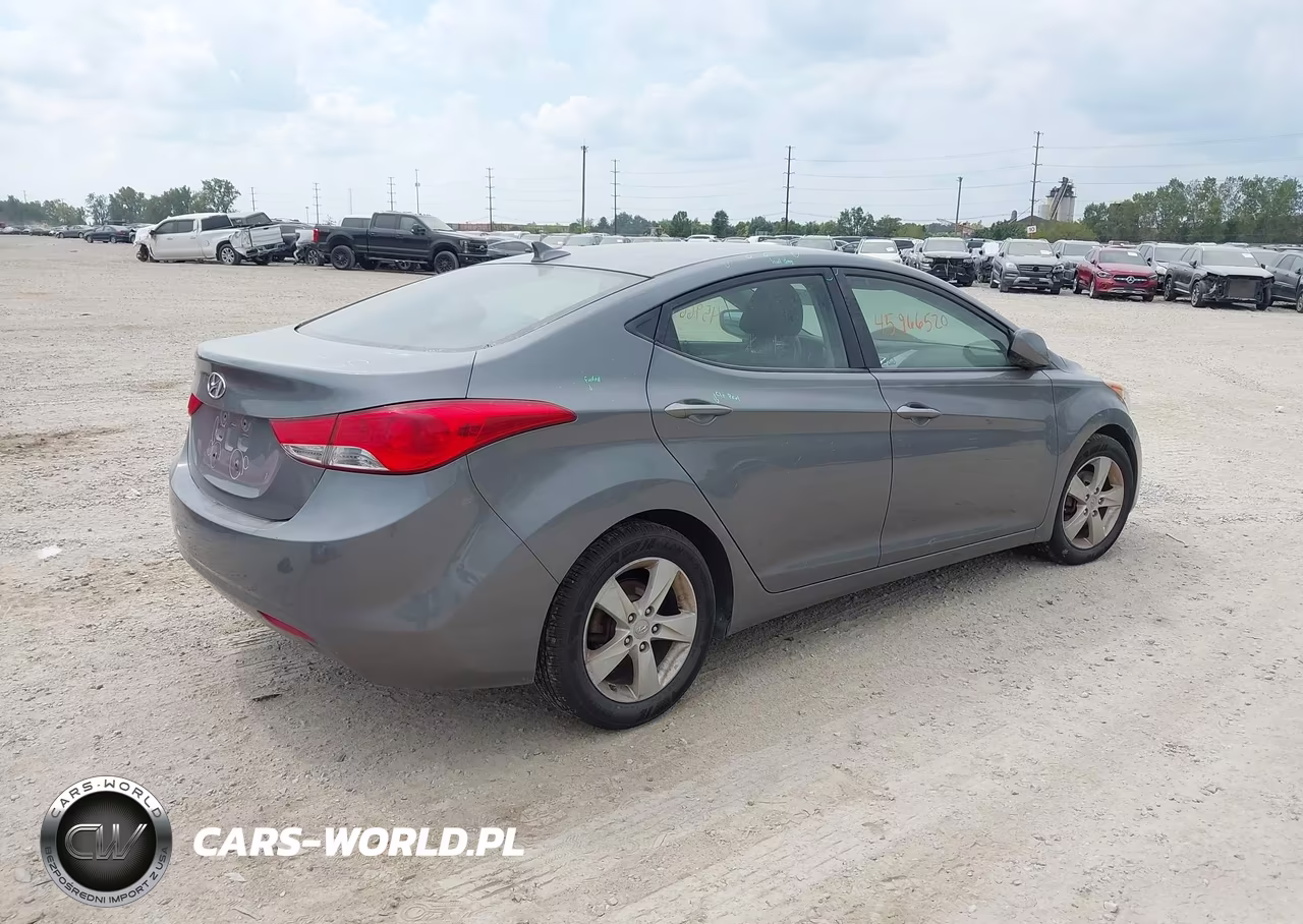 2012 Hyundai Elantra Gls VIN:5NPDH4AE0CH116642 - 4