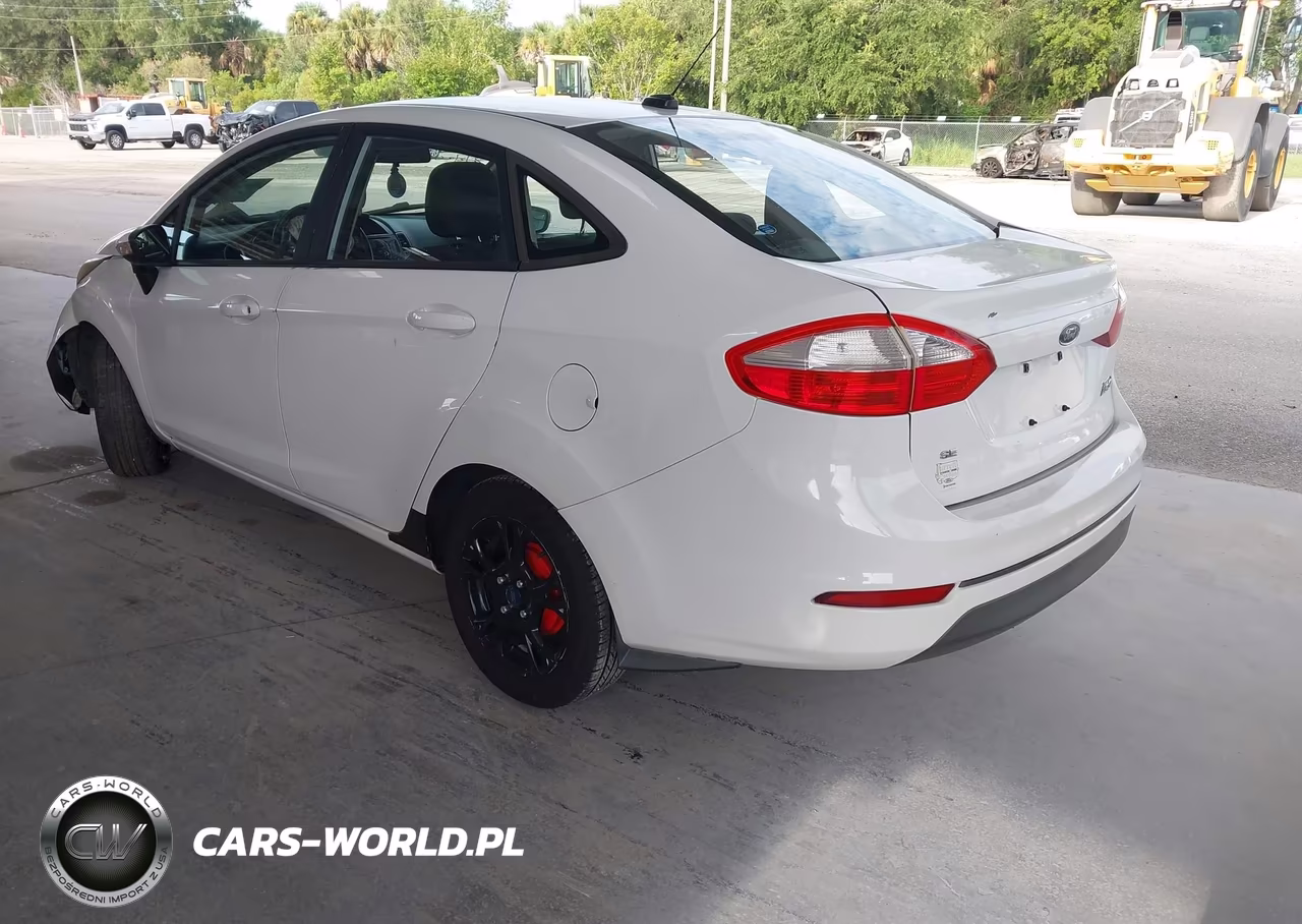 2015 Ford Fiesta Se VIN:3FADP4BJ7FM138091 - 3