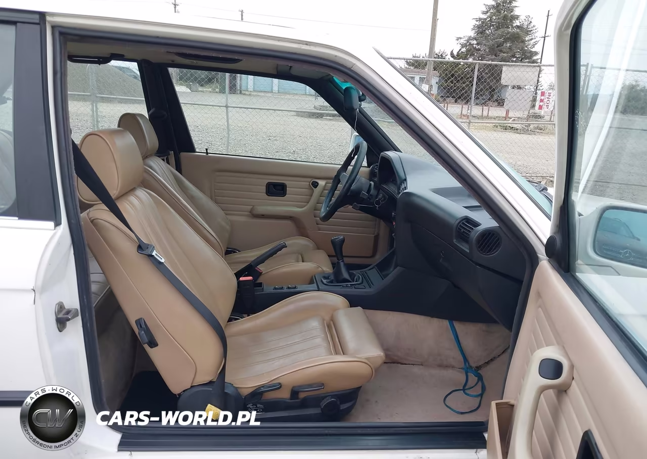 1988 BMW 325 Ix VIN:WBAAB930XJ2550663 - 5
