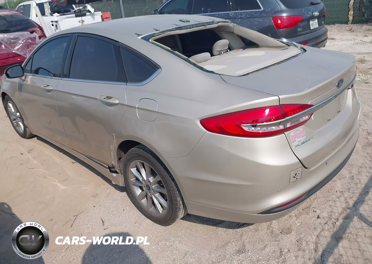 2017 Ford Fusion Se VIN:3FA6P0HD5HR310238 - 3