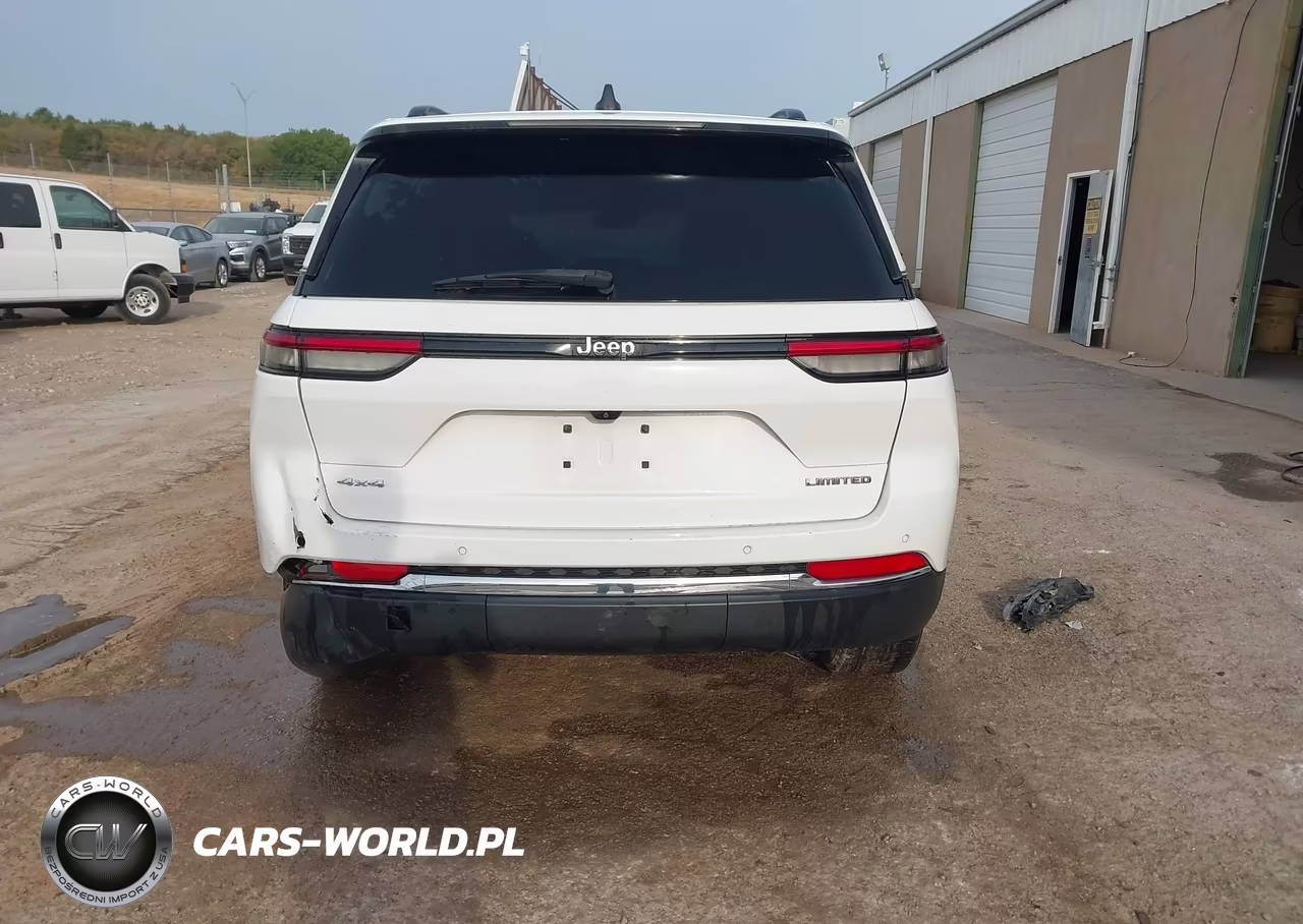 2023 Jeep Grand Cherokee Limited 4X4 VIN:1C4RJHBG6PC523769 - 16