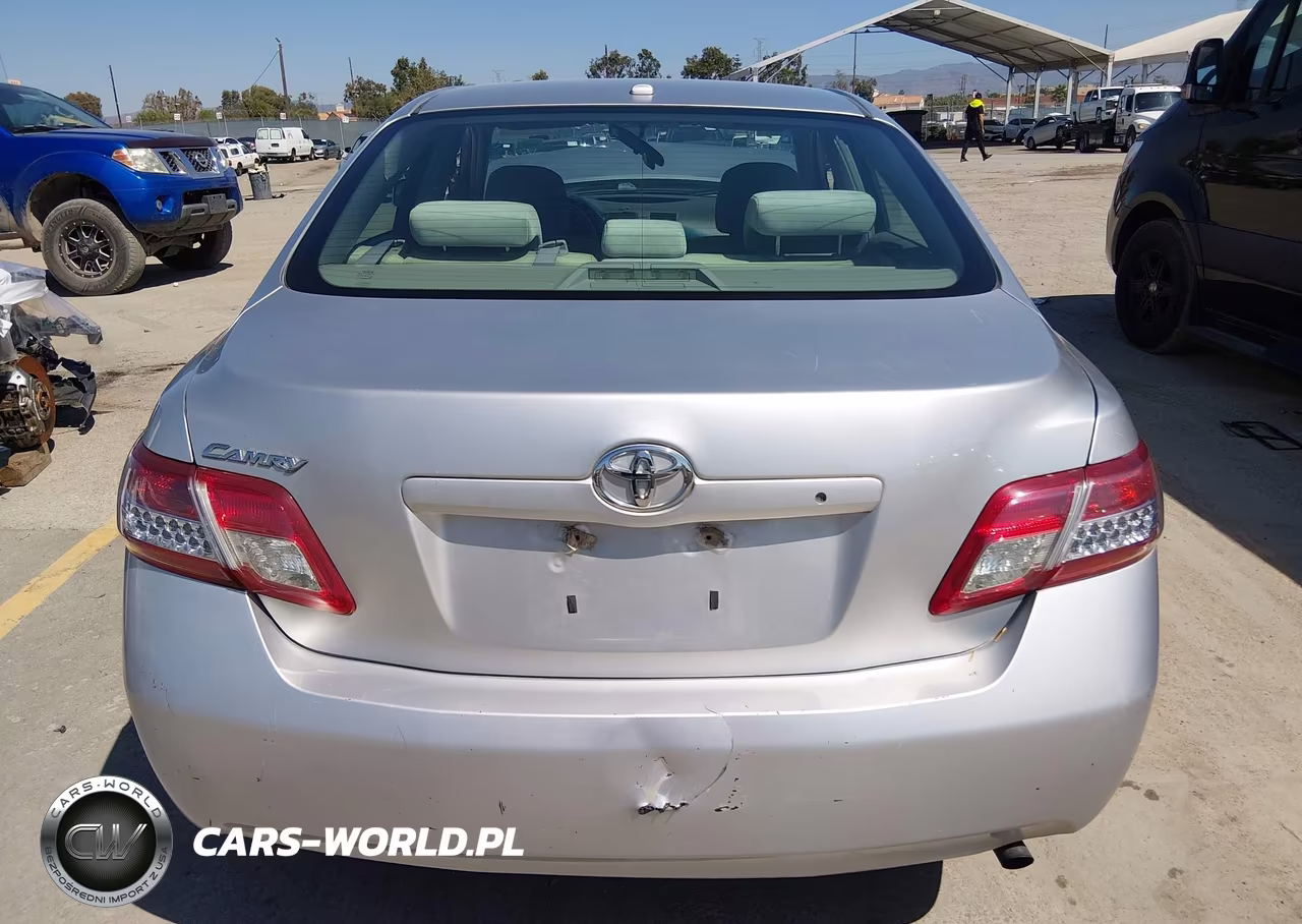 2010 Toyota Camry VIN:4T1BF3EK6AU014199 - 17