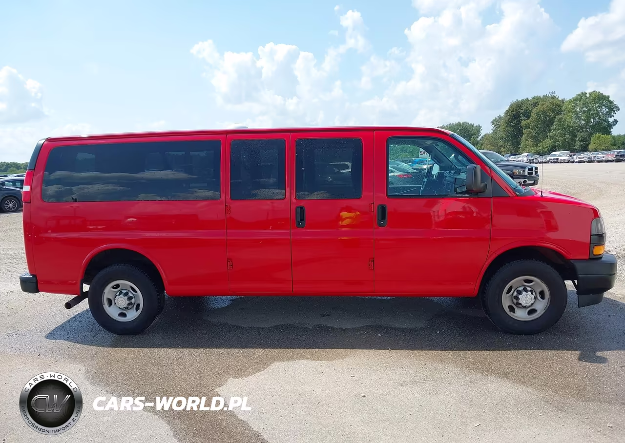 2019 Chevrolet Express 3500 Ls VIN:1GAZGNFG5K1332140 - 13