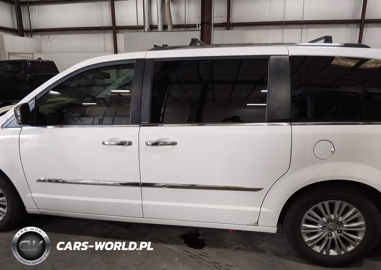 2012 Chrysler Town & Country Limited VIN:2C4RC1GG6CR200334 - 14