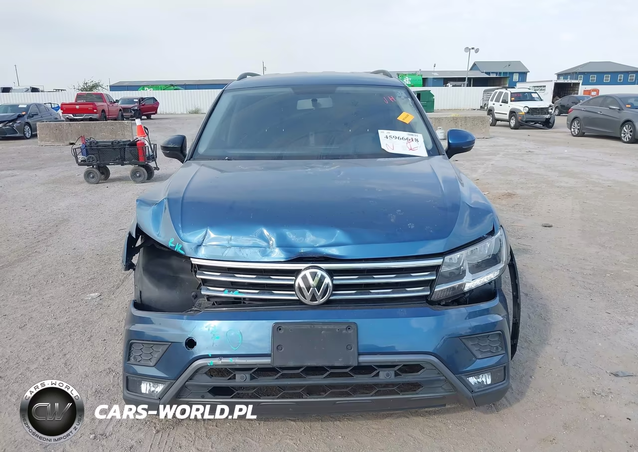 2018 Volkswagen Tiguan 2.0T S VIN:3VV1B7AX9JM011744 - 12