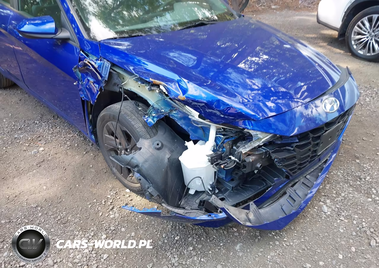 2023 Hyundai Elantra Sel VIN:KMHLM4AG8PU579256 - 6