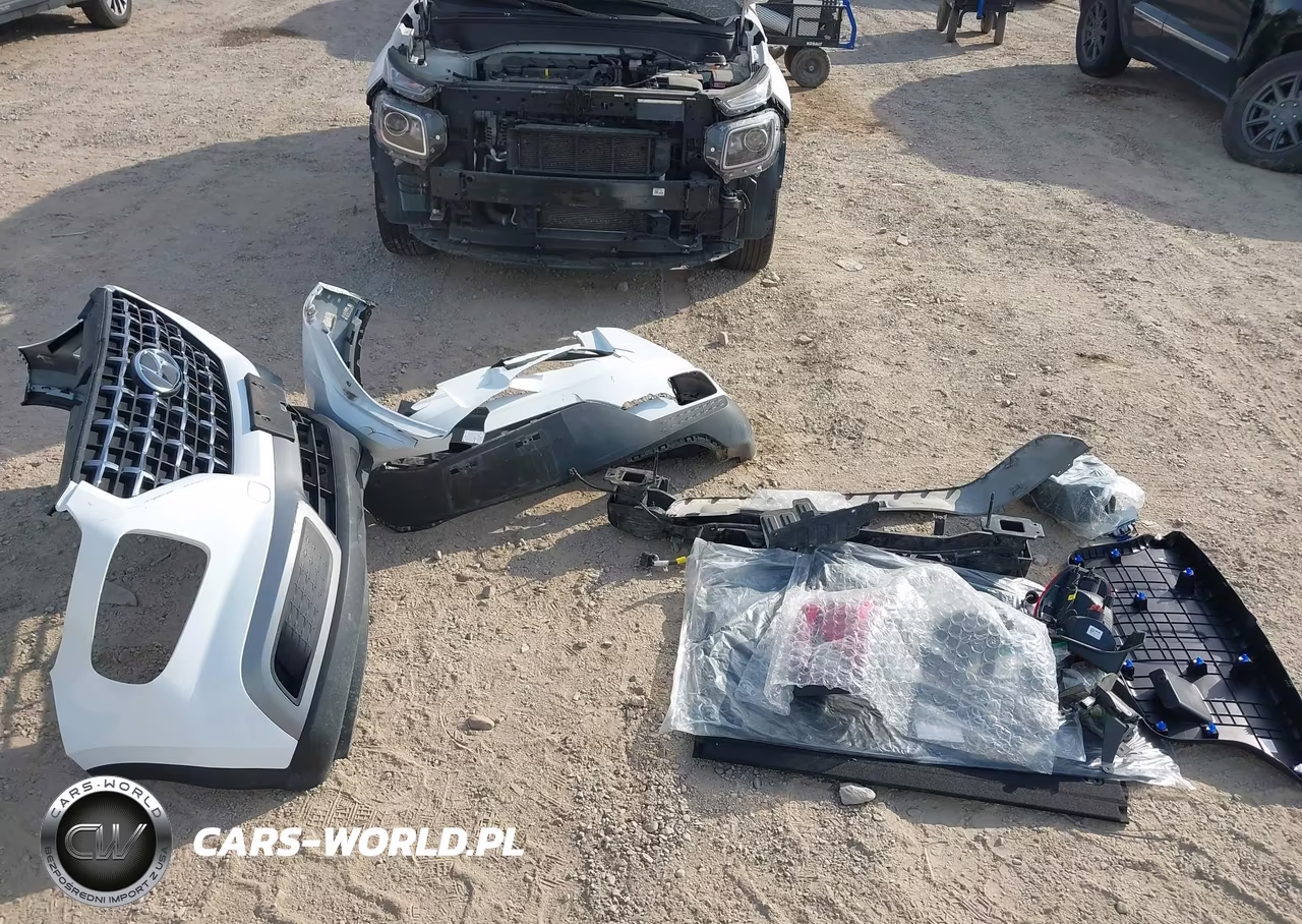 2023 Hyundai Venue Sel VIN:KMHRC8A3XPU218189 - 12