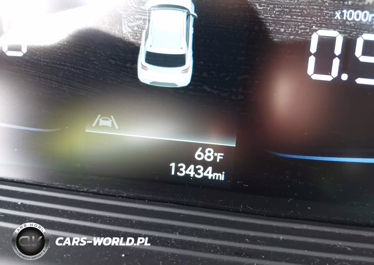 2023 Hyundai Venue Sel VIN:KMHRC8A3XPU218189 - 16