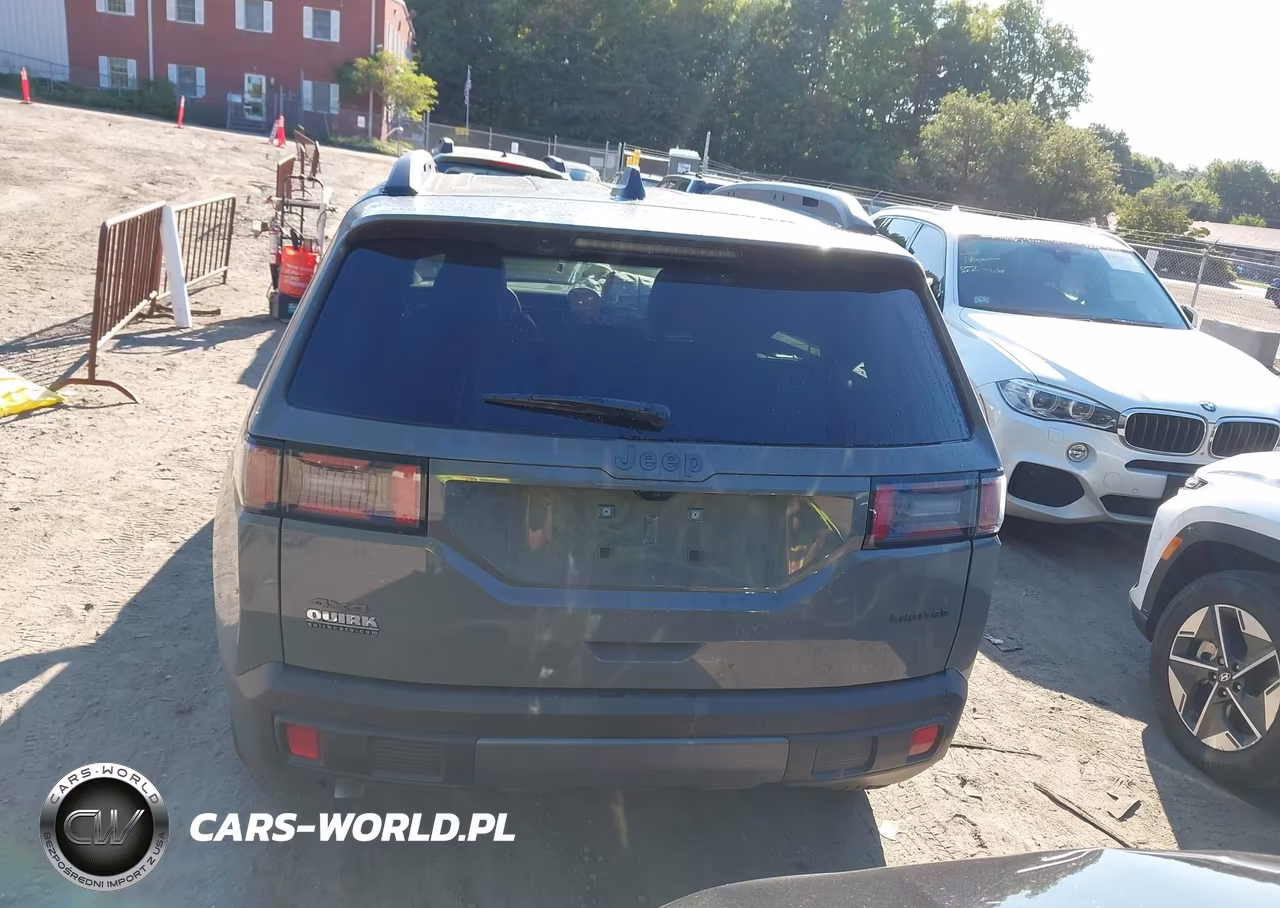 2026 Jeep Cherokee Limited 4X4 VIN:3C4PJMB2XTT237409 - 16