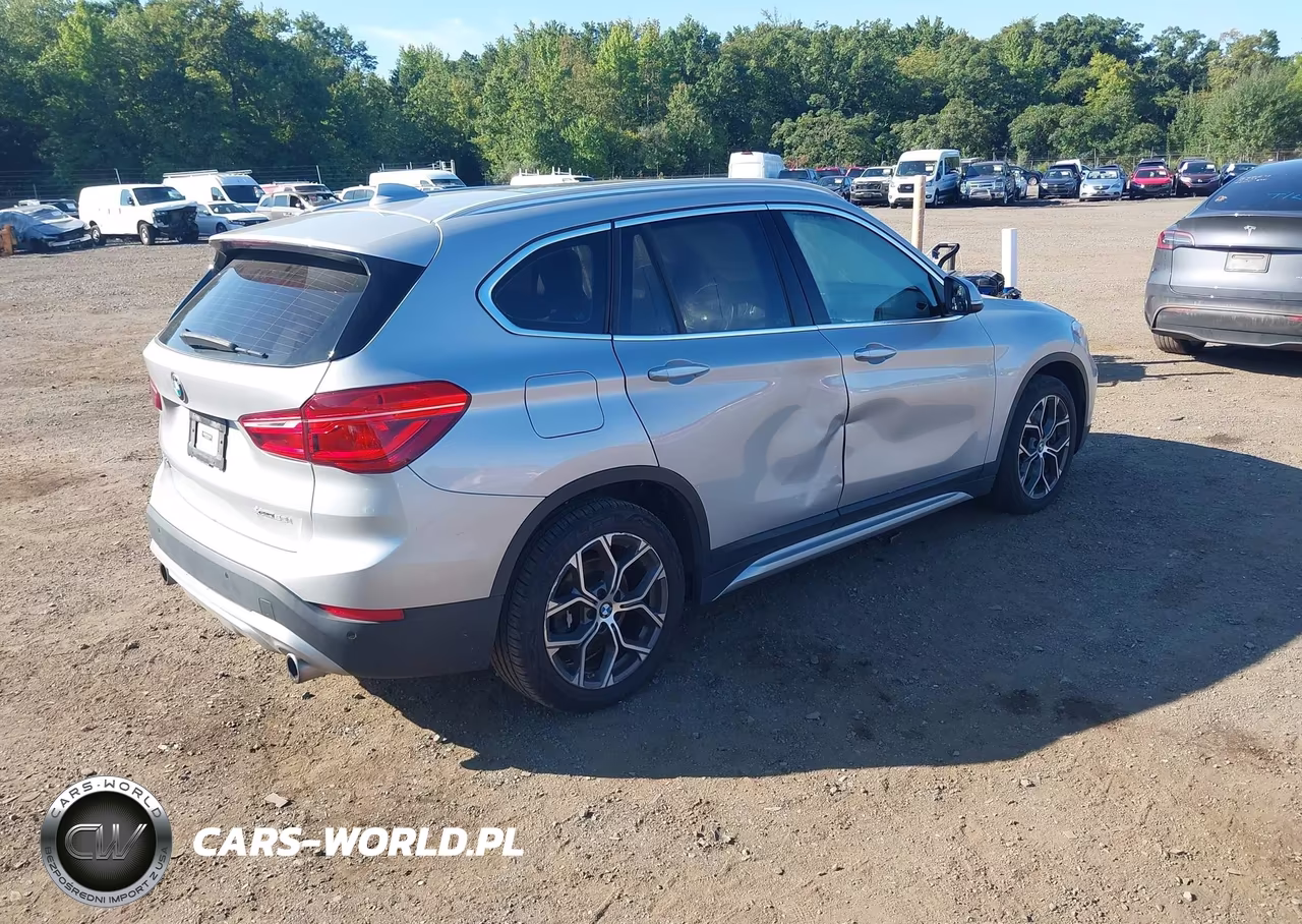 2021 BMW X1 xDrive28I VIN:WBXJG9C08M5S20482 - 4
