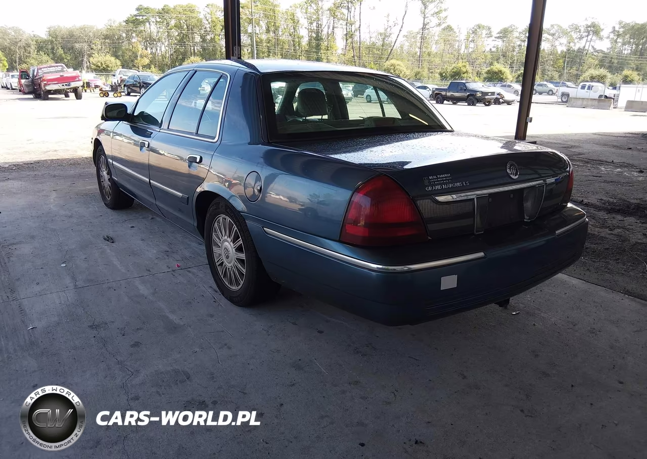 2008 Mercury Grand Marquis Ls VIN:2MEFM75V78X648023 - 3