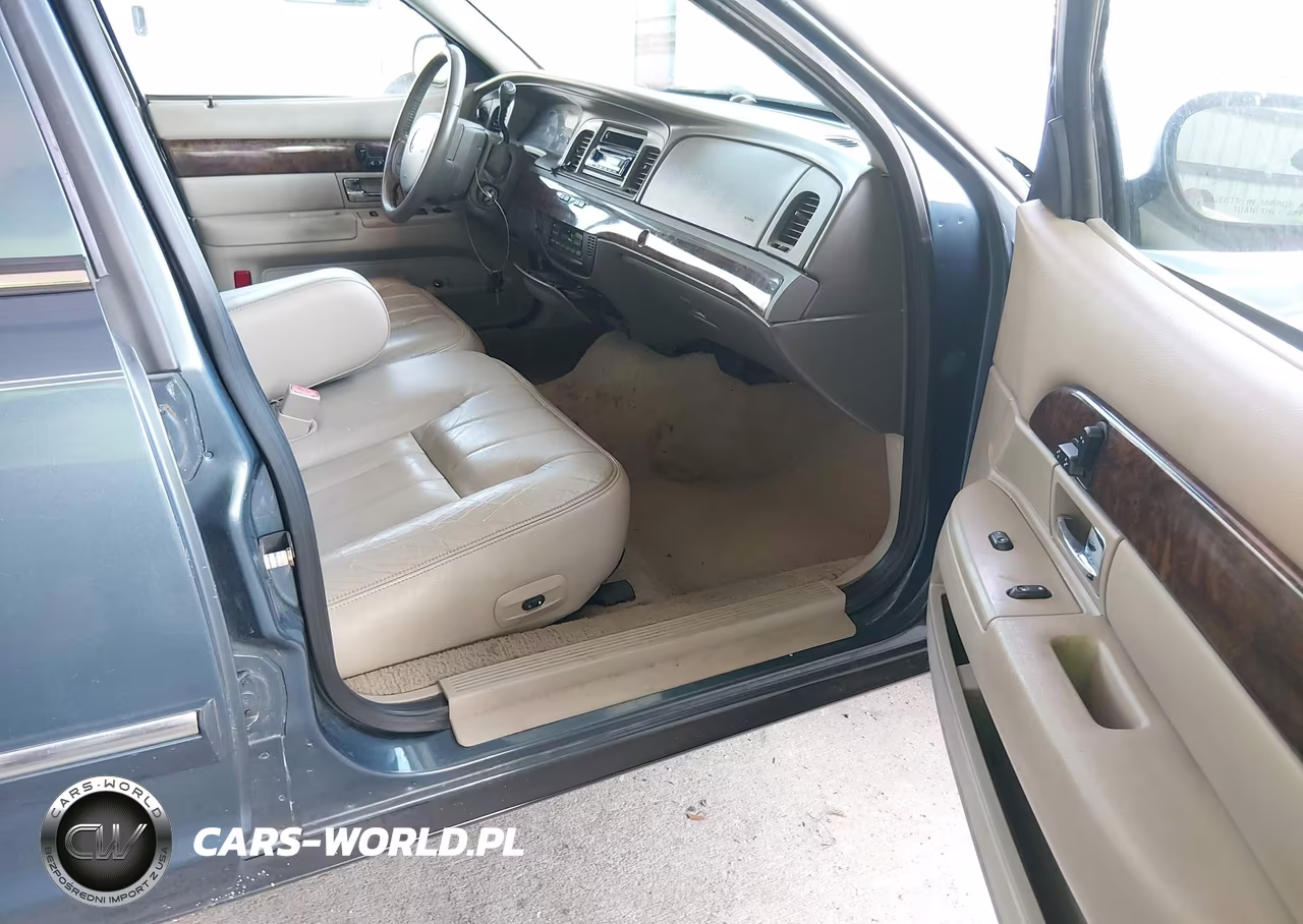 2008 Mercury Grand Marquis Ls VIN:2MEFM75V78X648023 - 5