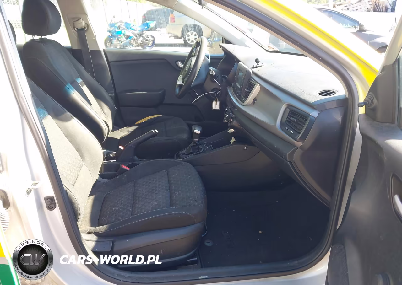 2018 Kia Rio Lx VIN:3KPA25AB1JE119986 - 5