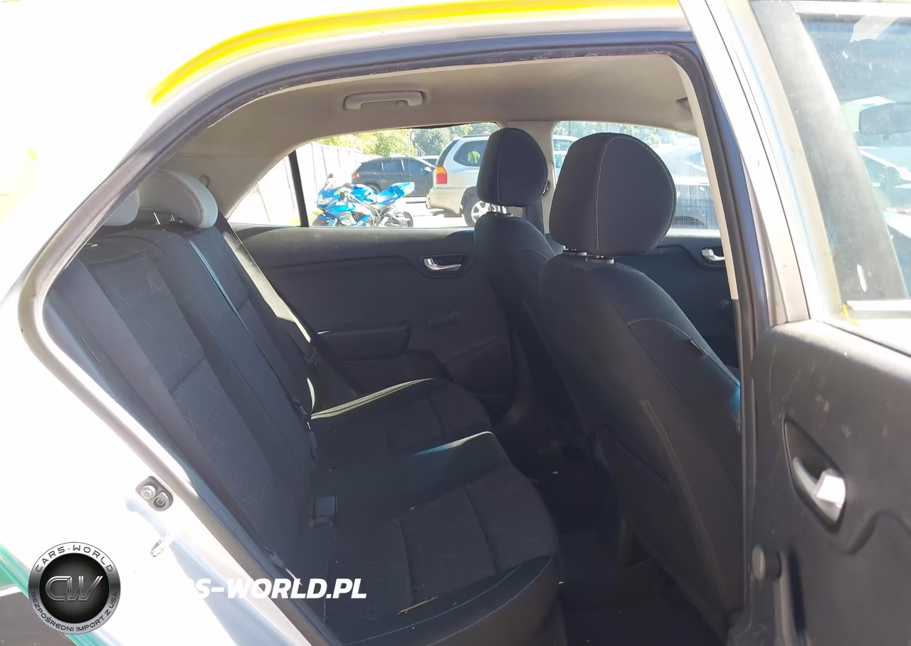 2018 Kia Rio Lx VIN:3KPA25AB1JE119986 - 8