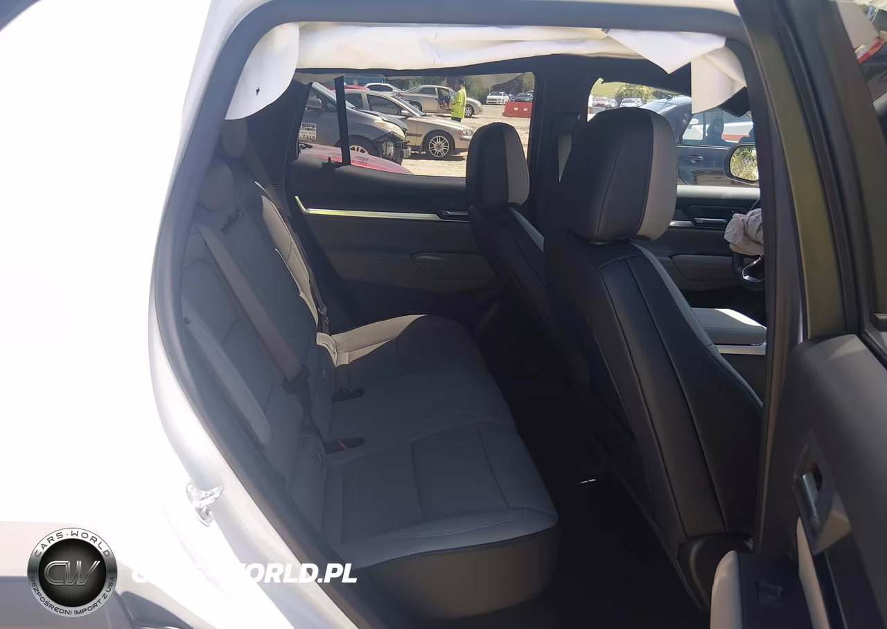 2027 GMC Terrain VIN:3GKAKMEG2VL107514 - 8