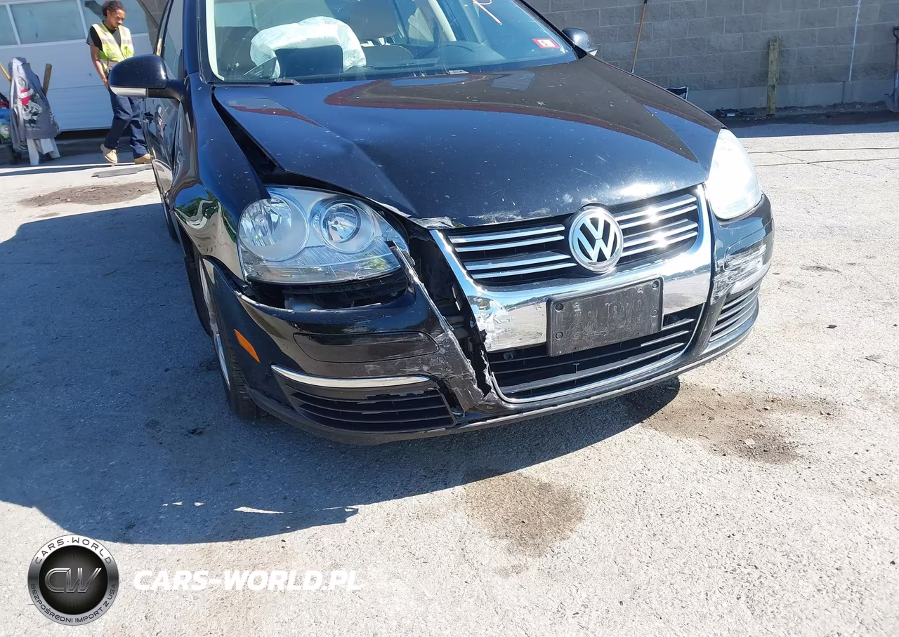 2010 Volkswagen Jetta Limited Edition VIN:3VWRZ7AJ3AM105348 - 5