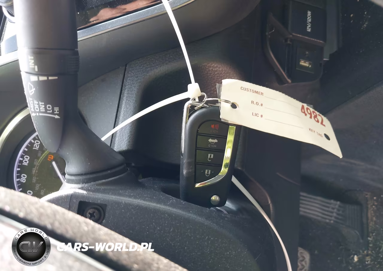 2018 Toyota Camry Se VIN:4T1B11HK2JU103797 - 11