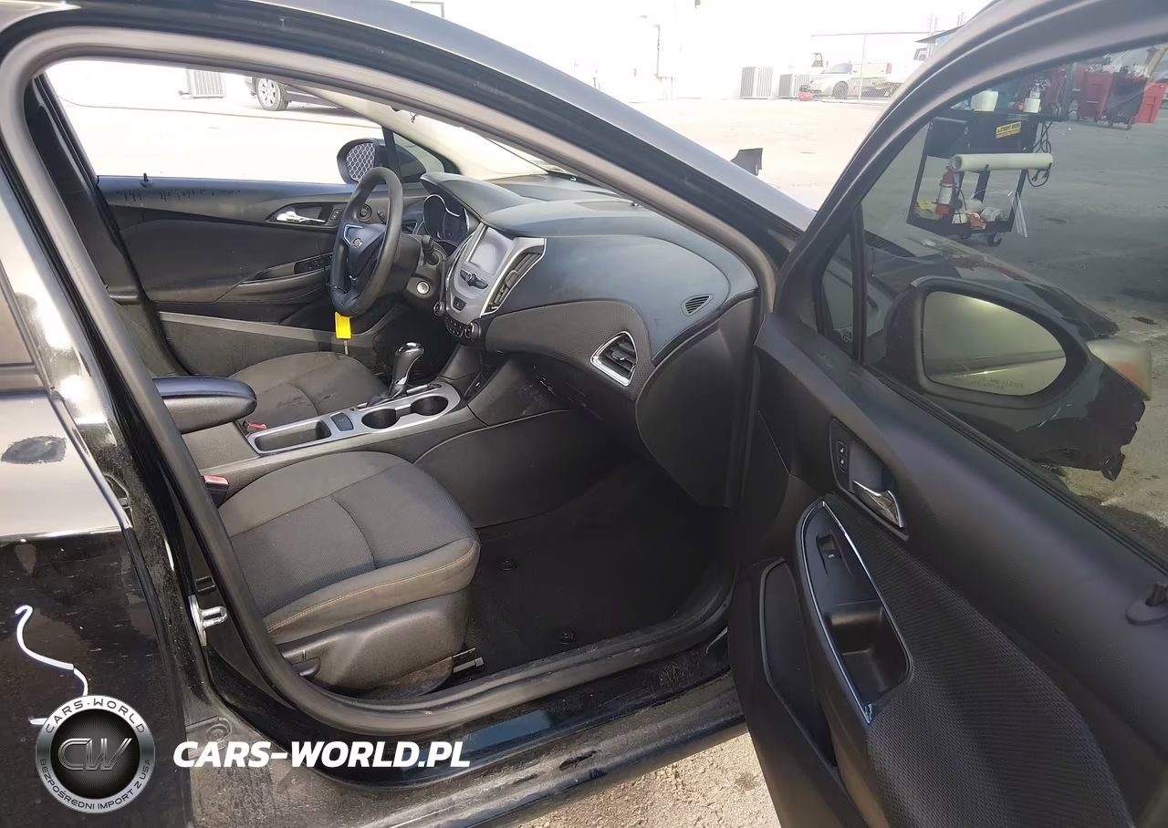 2016 Chevrolet Cruze Ls Auto VIN:1G1BC5SM0G7256971 - 5