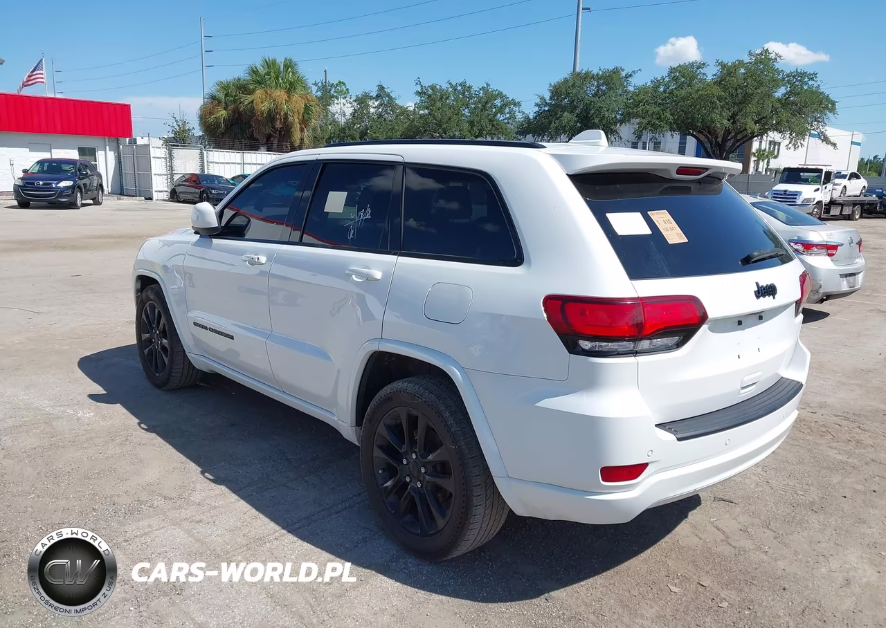 2021 Jeep Grand Cherokee Laredo X 4X2 VIN:1C4RJEAG7MC861189 - 3