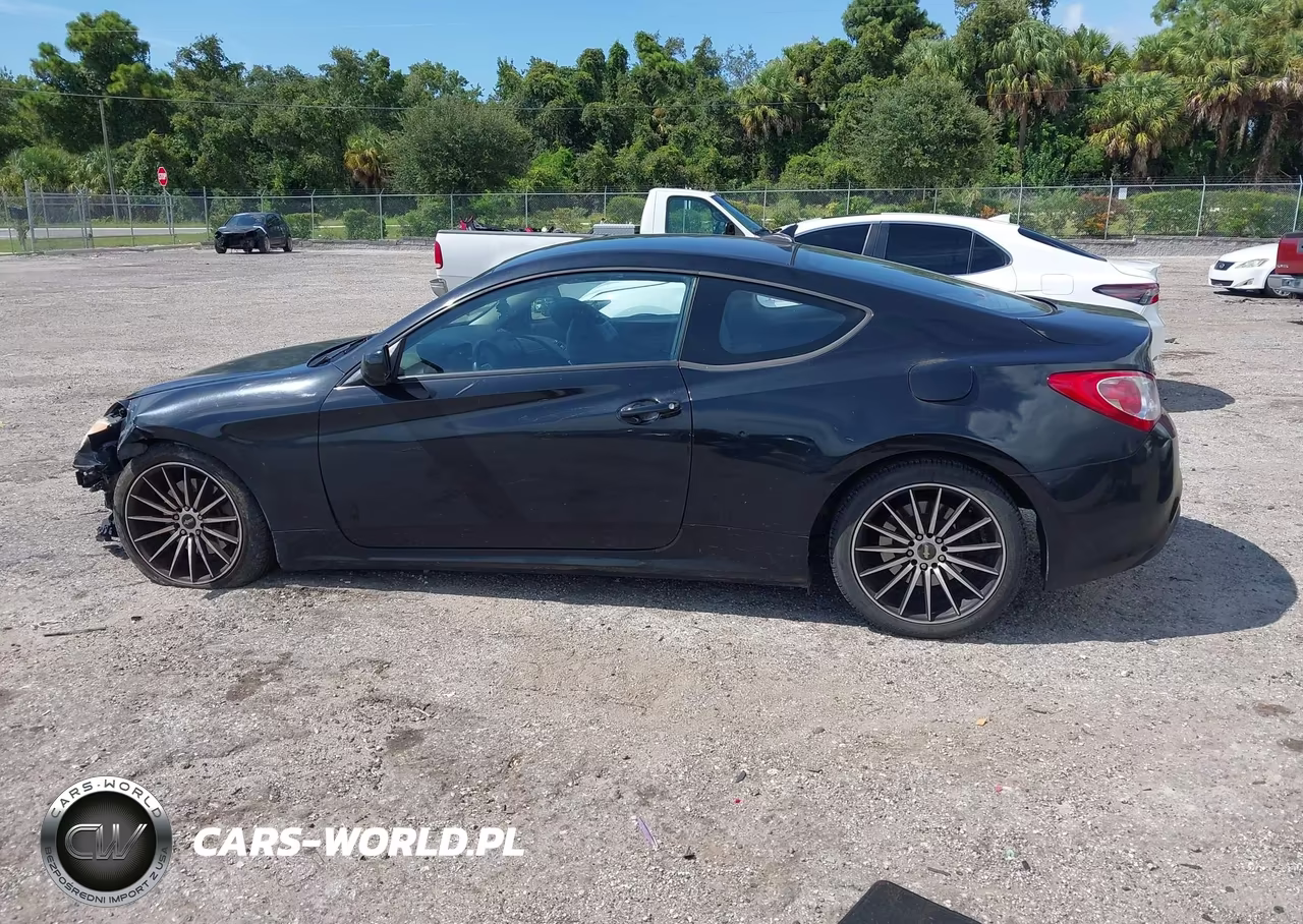 2010 Hyundai Genesis 3.8 VIN:KMHHU6KH7AU017865 - 14