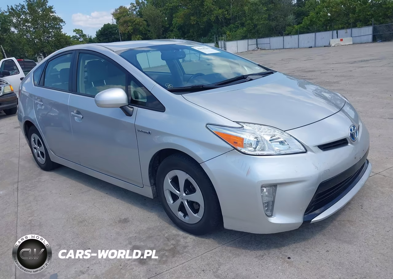 2015 Toyota Prius Four VIN:JTDKN3DU3F0420160 - 1