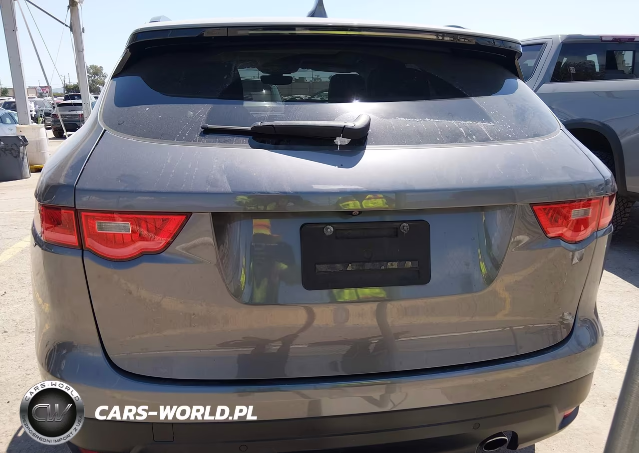 2019 Jaguar F-Pace 25T Prestige VIN:SADCK2FX1KA366963 - 17