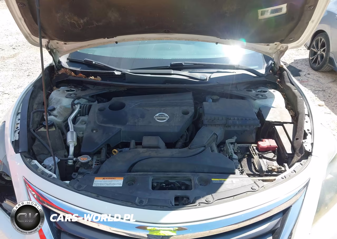 2015 Nissan Altima 2.5 S VIN:1N4AL3AP1FC476070 - 10