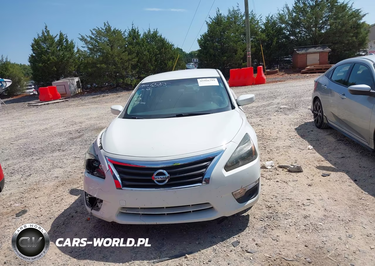 2015 Nissan Altima 2.5 S VIN:1N4AL3AP1FC476070 - 12