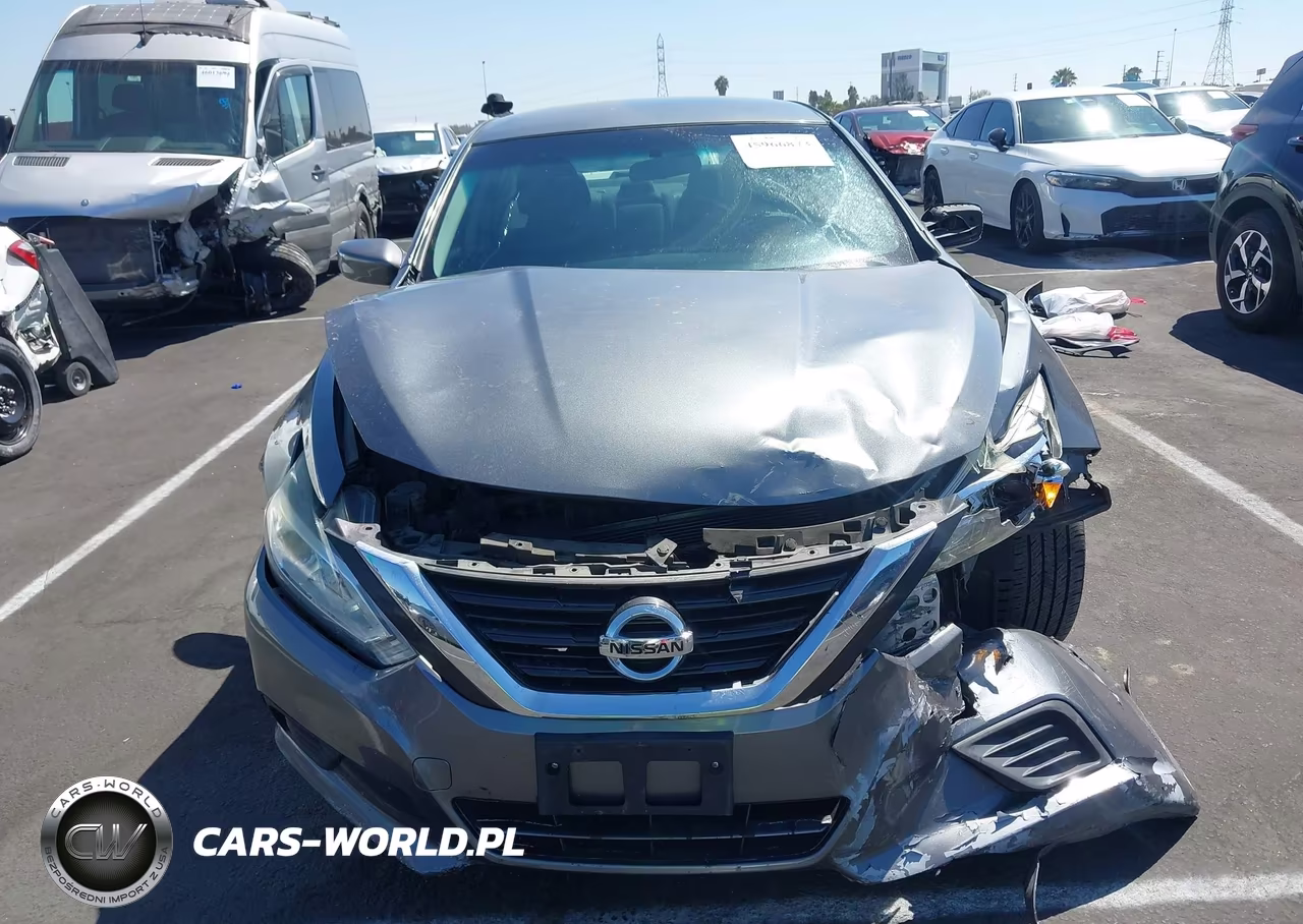 2017 Nissan Altima 2.5 S VIN:1N4AL3AP1HN335197 - 11