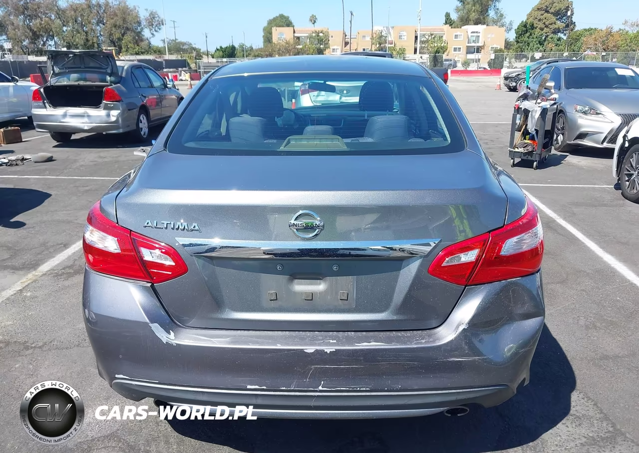 2017 Nissan Altima 2.5 S VIN:1N4AL3AP1HN335197 - 15