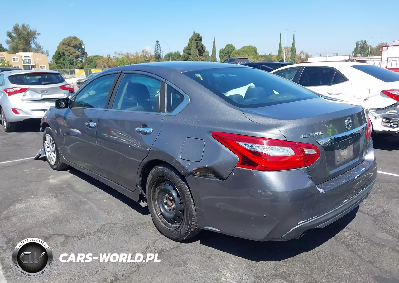 2017 Nissan Altima 2.5 S VIN:1N4AL3AP1HN335197 - 3
